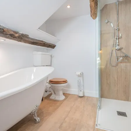2 Bed In Staveley Sz590 * Staveley (Cumbria)